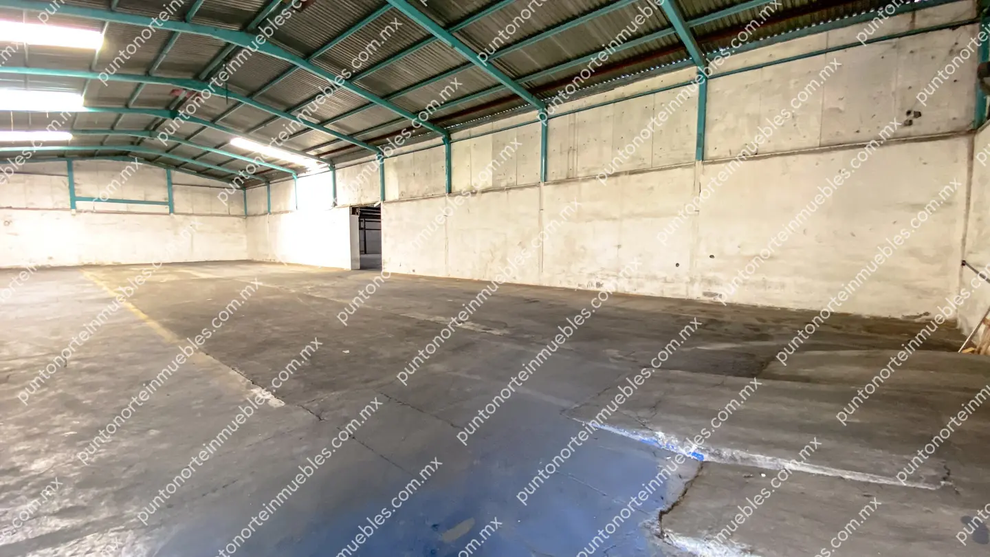 Renta Nave Industrial 1,196m2 Techados dentro de mancha urbana en Col. Sierrita en Frontera, Coahuila