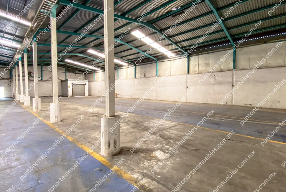 Renta Nave Industrial 1,196m2 Techados dentro de mancha urbana en Col. Sierrita en Frontera, Coahuila