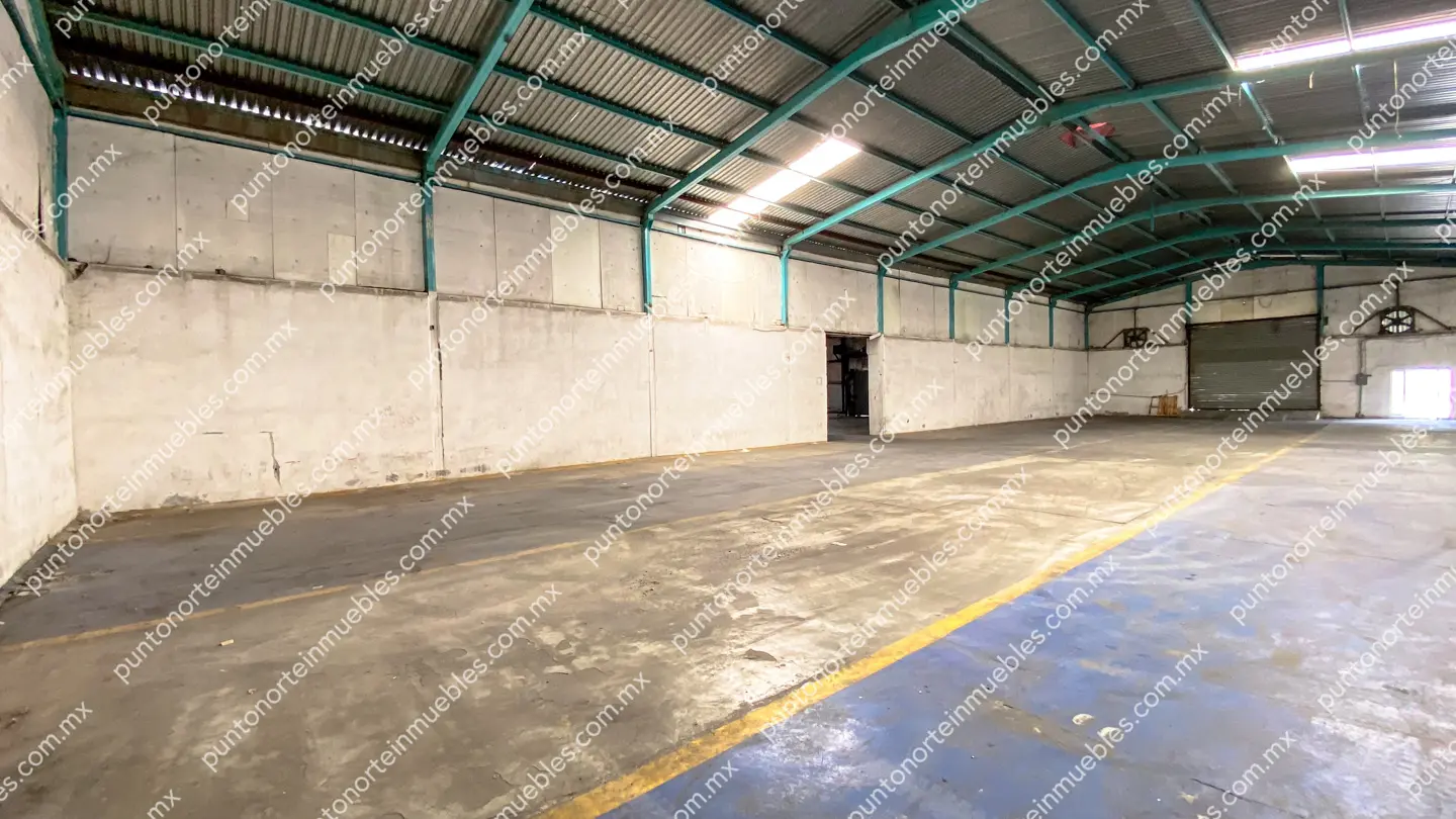 Renta Nave Industrial 1,196m2 Techados dentro de mancha urbana en Col. Sierrita en Frontera, Coahuila