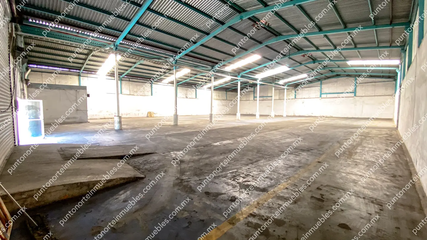 Renta Nave Industrial 1,196m2 Techados dentro de mancha urbana en Col. Sierrita en Frontera, Coahuila