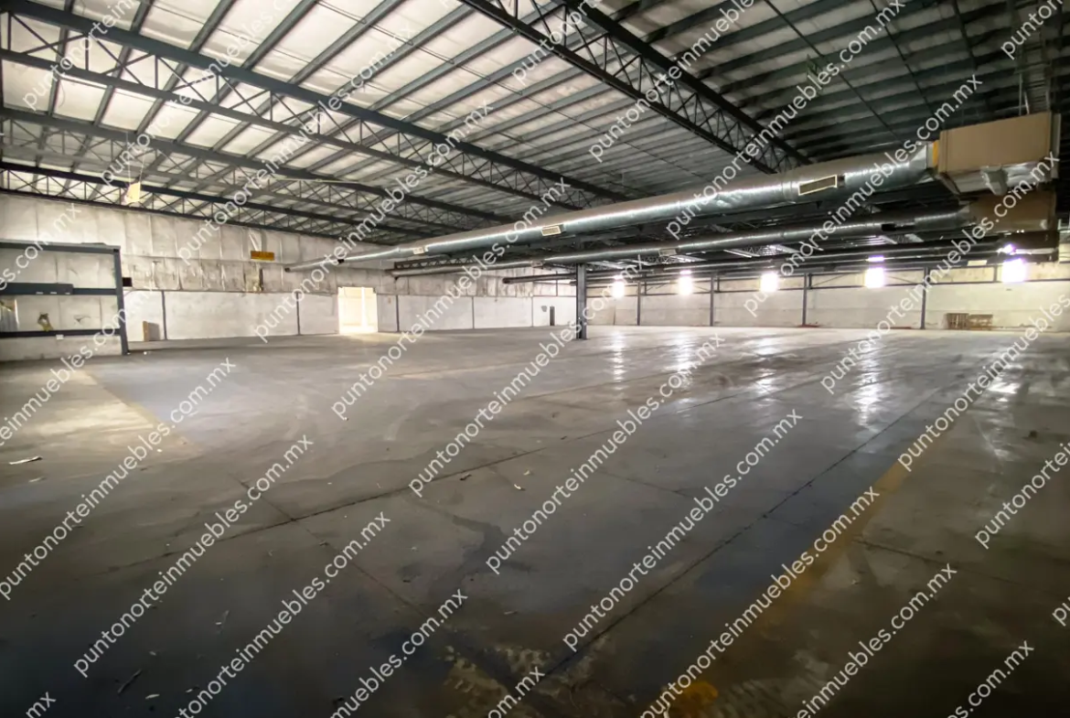 Renta Nave Industrial 1,840m2 Techados dentro de mancha urbana en Col. Sierrita en Frontera, Coahuila