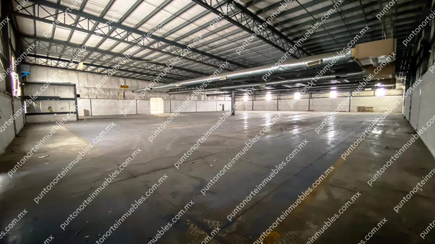Renta Nave Industrial 1,840m2 Techados dentro de mancha urbana en Col. Sierrita en Frontera, Coahuila