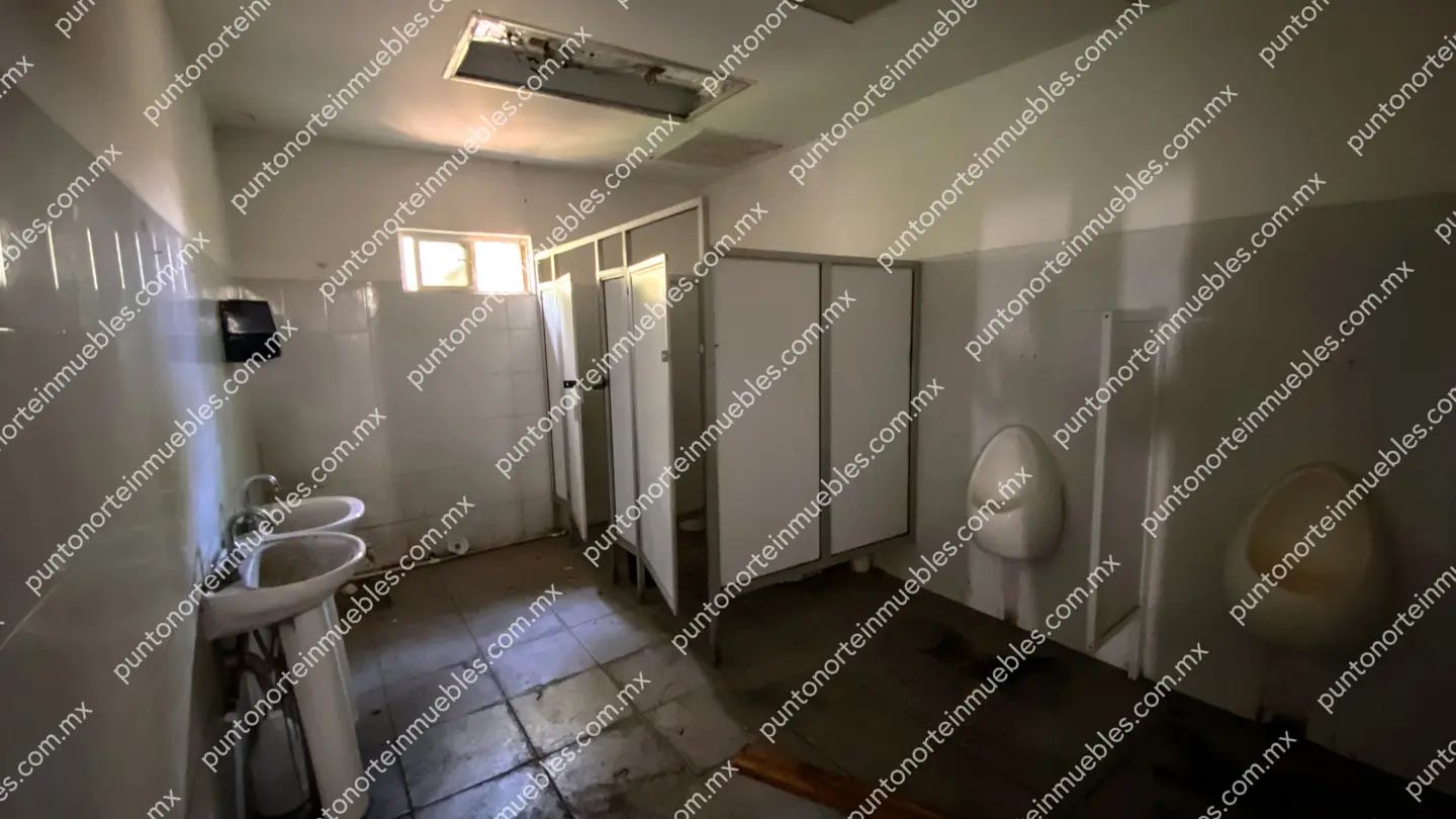 Renta Nave Industrial 1,840m2 Techados dentro de mancha urbana en Col. Sierrita en Frontera, Coahuila