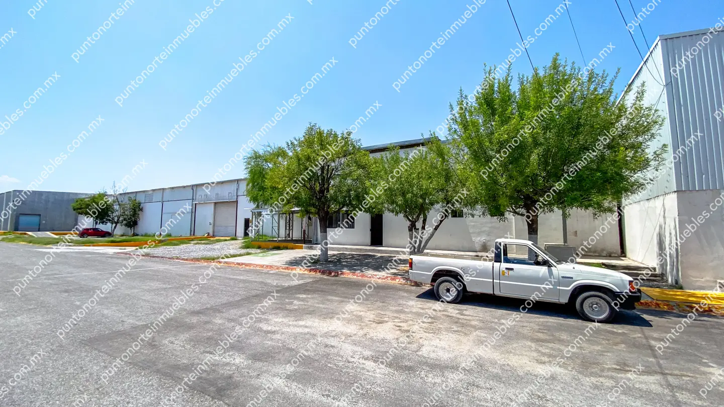 Naves Industriales Sierrita L05 01 Renta Nave Industrial 2,843m2 Techados dentro de mancha urbana en Col. Sierrita en Frontera, Coahuila