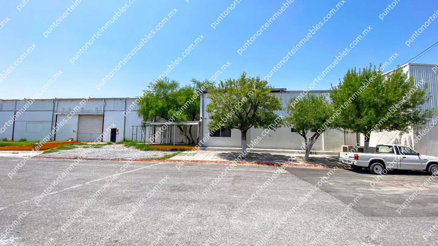Naves Industriales Sierrita L05 02 Renta Nave Industrial 2,843m2 Techados dentro de mancha urbana en Col. Sierrita en Frontera, Coahuila