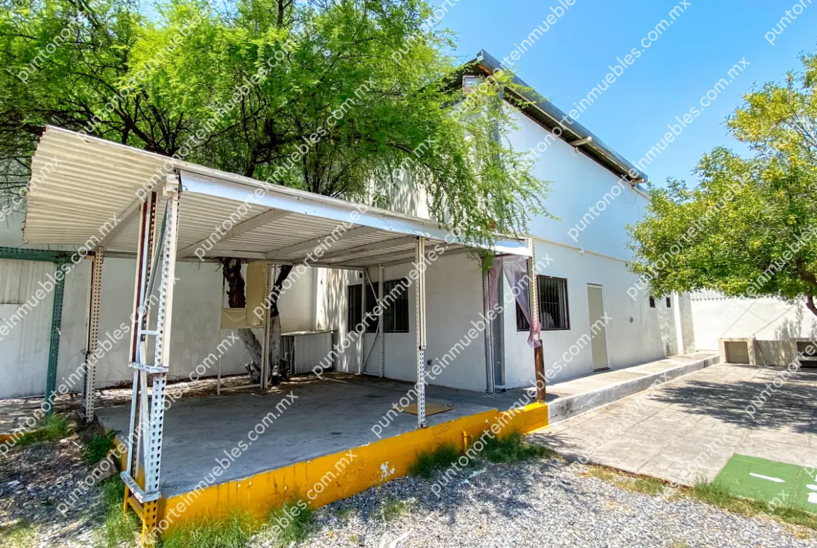 Renta Nave Industrial 2,843m2 Techados dentro de mancha urbana en Col. Sierrita en Frontera, Coahuila