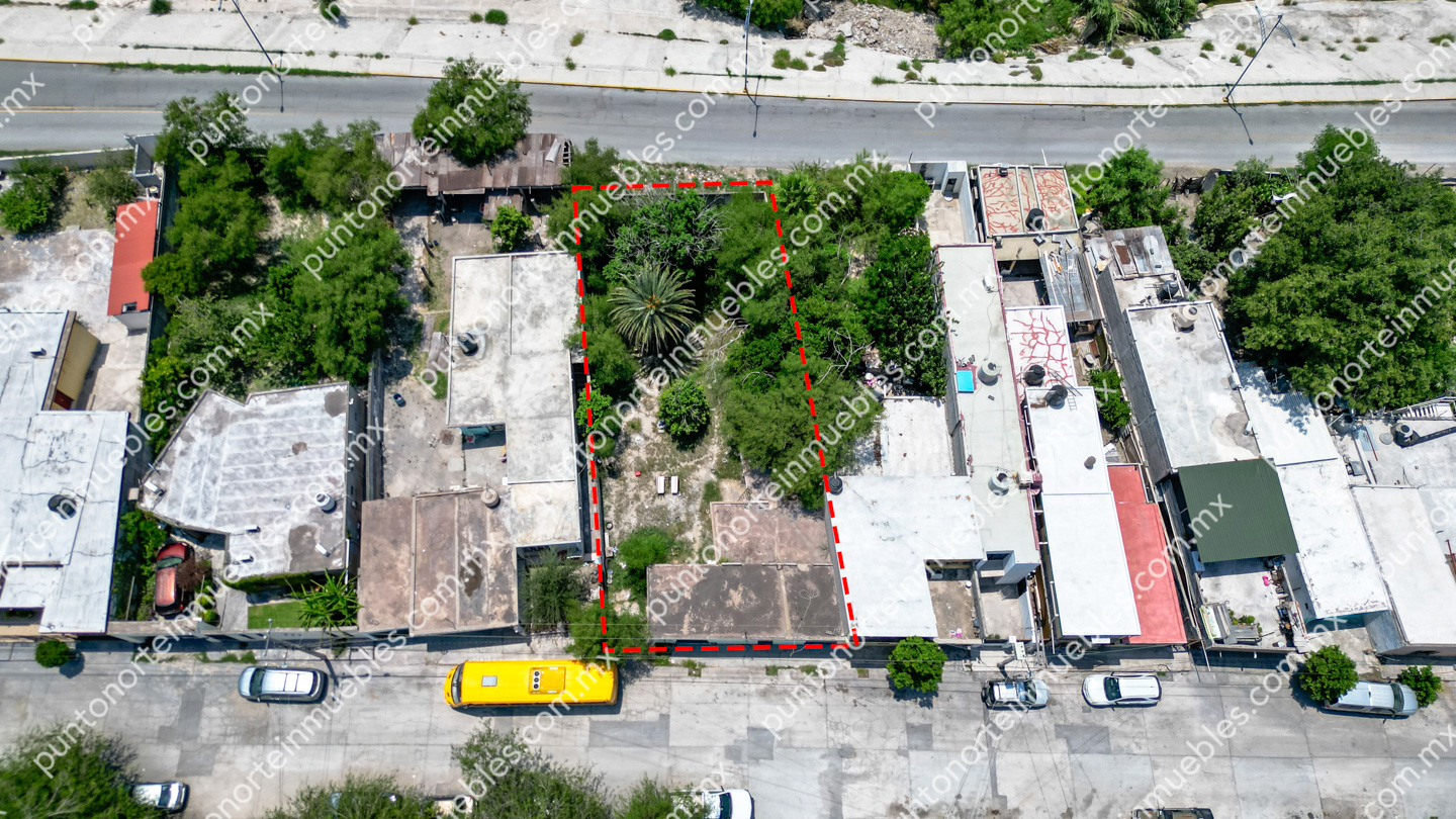 default Venta Casa Antigua con Terreno, 2 frentes, uno da con Av. Suzanne Lou Pape 480m2, Col Progreso, todos los servicios