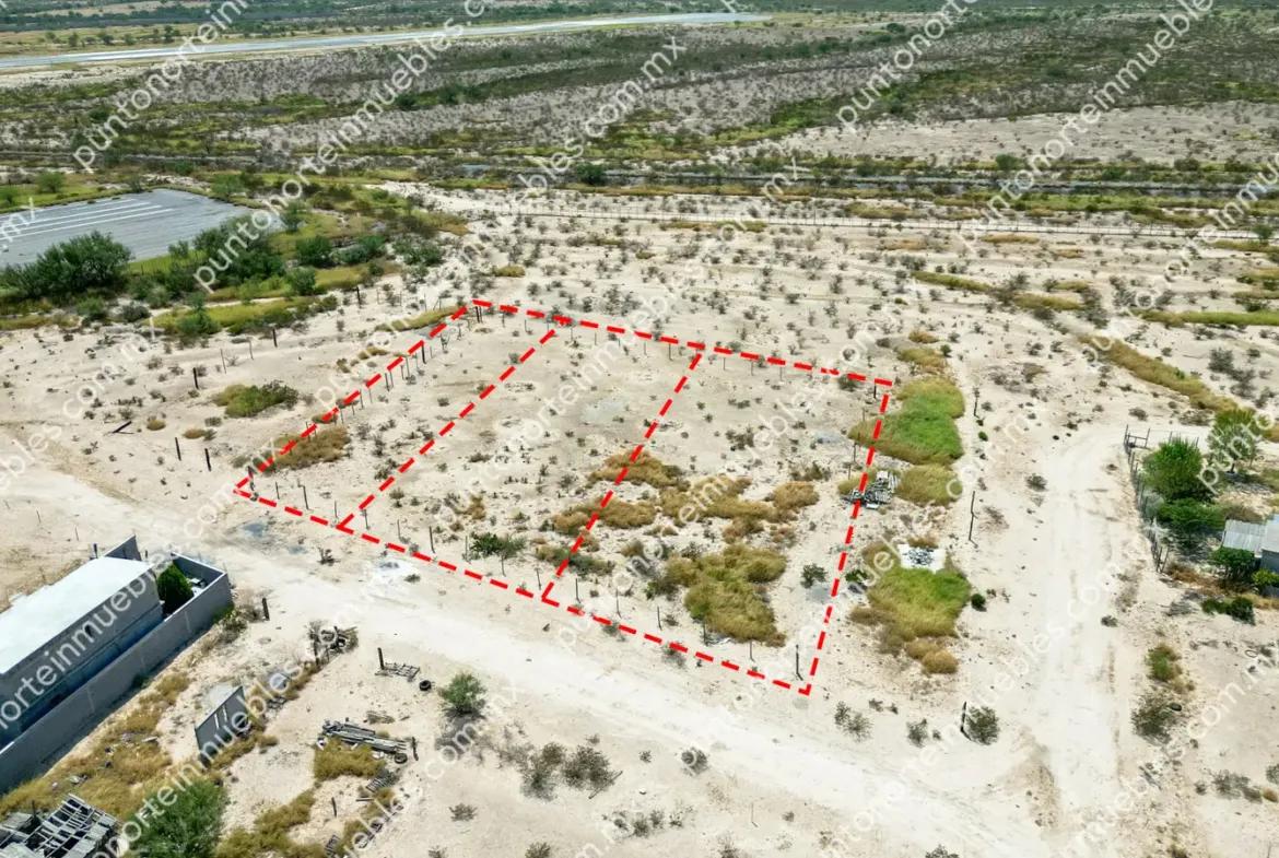 Venta 3 Terrenos de 450m2, 900m2 y 920m2 Campestres en Frontera, al lado de la pista del Aeropuerto